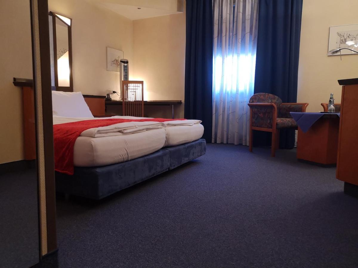 Main Hotel Eckert 3 Margetshöchheim Extérieur photo